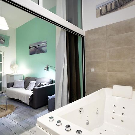 Wellkhome Appartements & Services Бордо Екстериор снимка